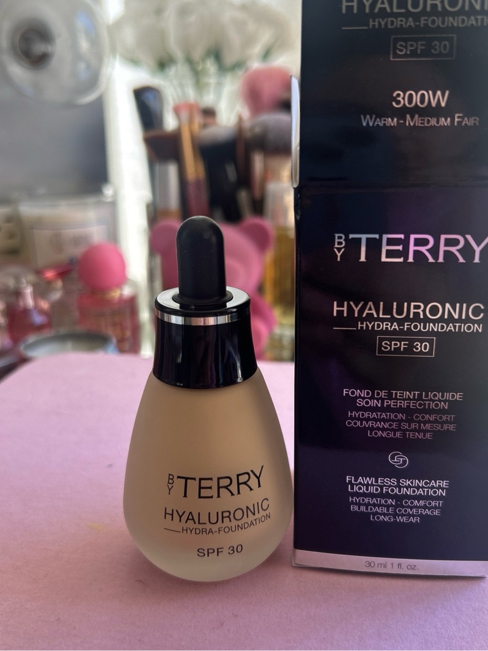 By Terry Hyaluronic Hydra-Foundation SPF 30 — 300W Warm-Medium Fair